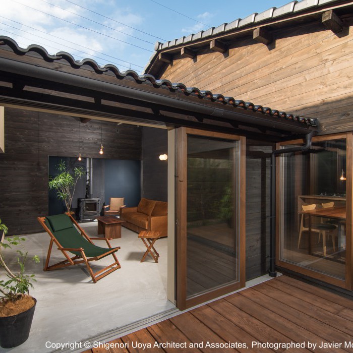 Tanakahigashitakahara-cho House Interior Living Asian Design