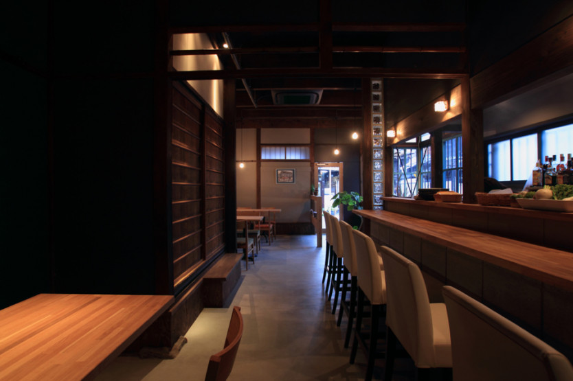 L'eclare  Restaurant Interior Design