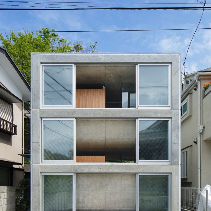 House in Byobugaura Exterior Decor