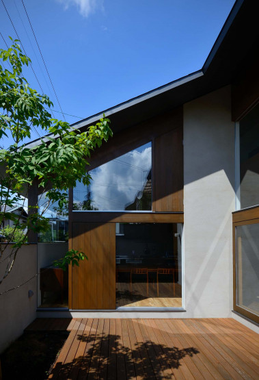 House in Matsugasaki Terrace Japanese Design