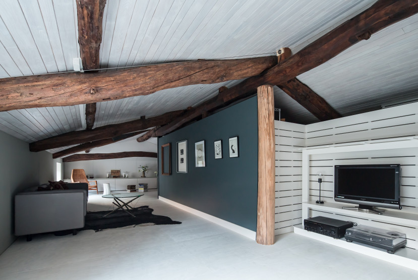 Attic in Saidera Living Room